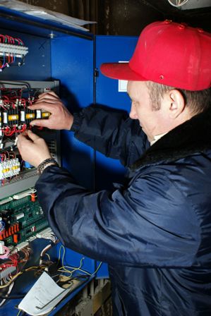 ELECTRICISTAS en BOADILLA DEL MONTE (MADRID)